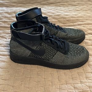 Nike Air Force 1 ultra flynit, black and green, men’s size 11.5